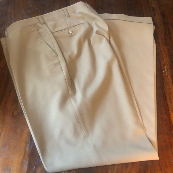 Eldridge suit - Picture 6 of 12